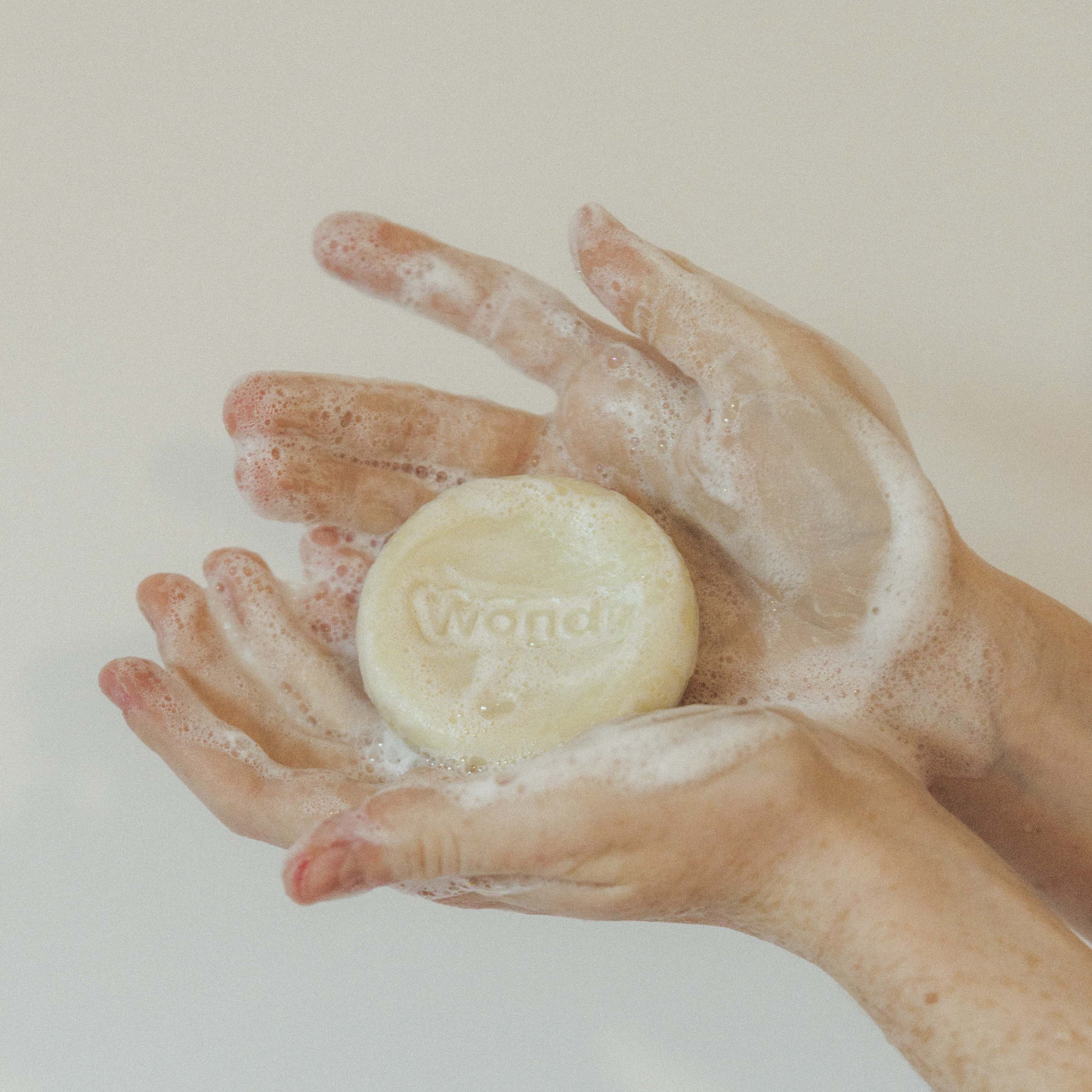 Pain nettoyant visage infusé au chanvre
