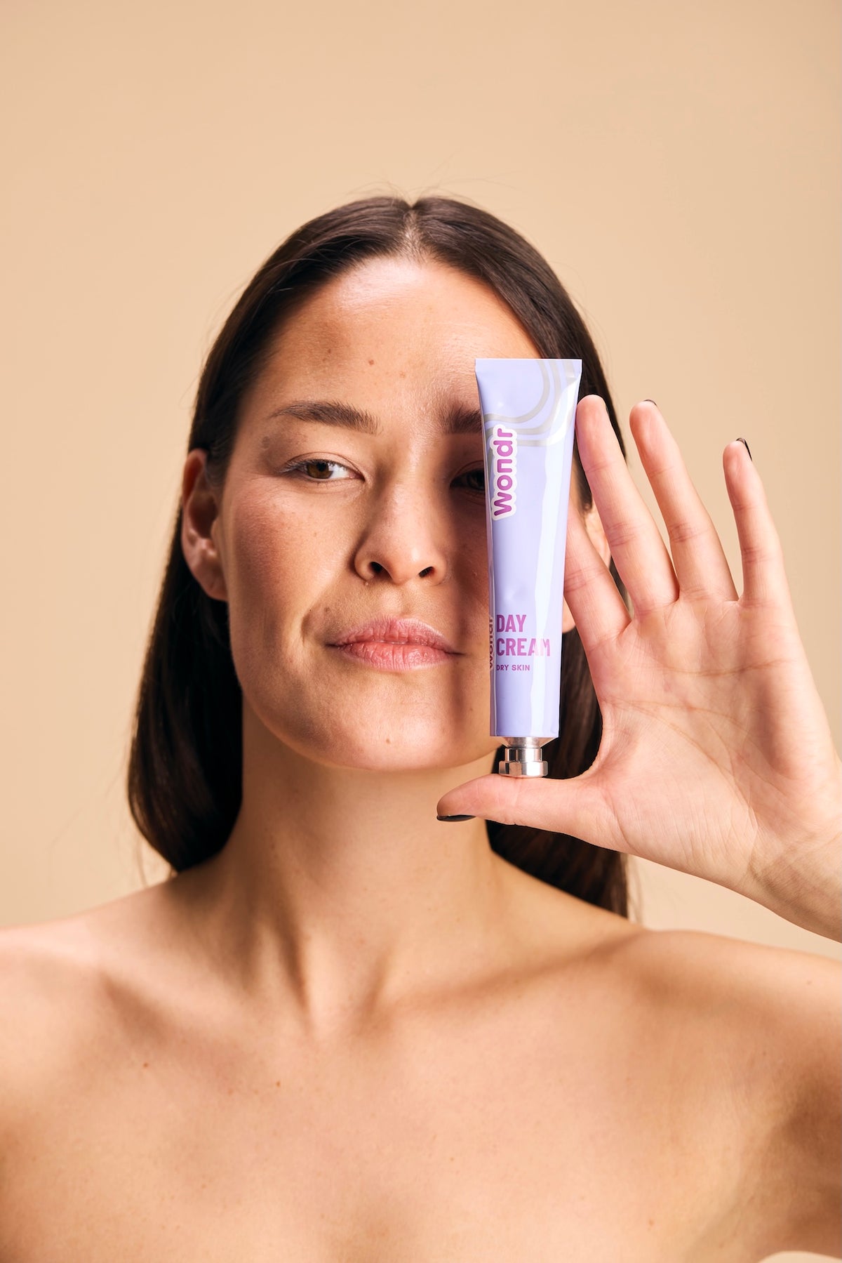 COMMENT UTILISER LA CRÈME DE JOUR POUR PEAU SÈCHE ?